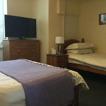 Bay Lodge Aylesbury  Eksteriør billede