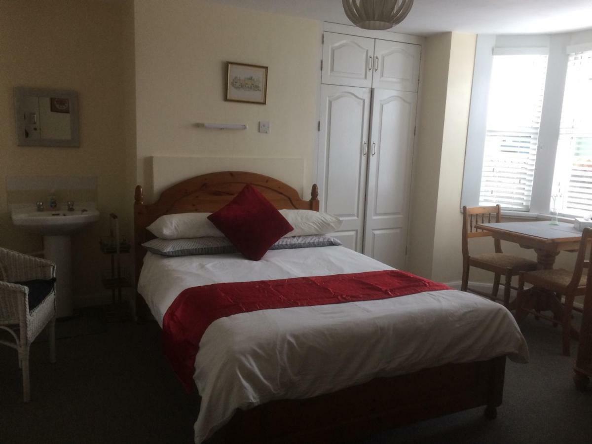 Bay Lodge Aylesbury  Eksteriør billede
